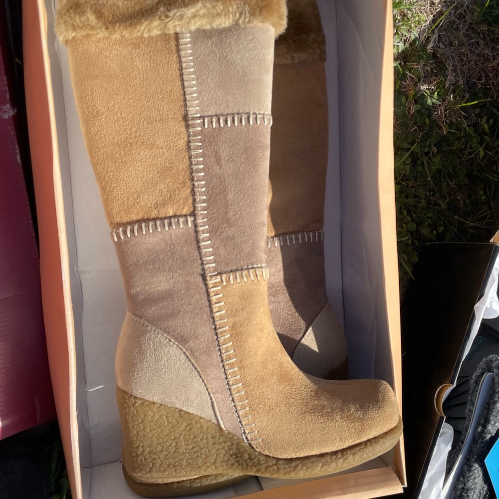 Sporto boots size 6